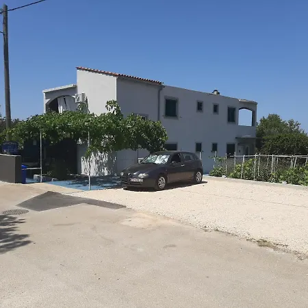 Apartament Borna Drage