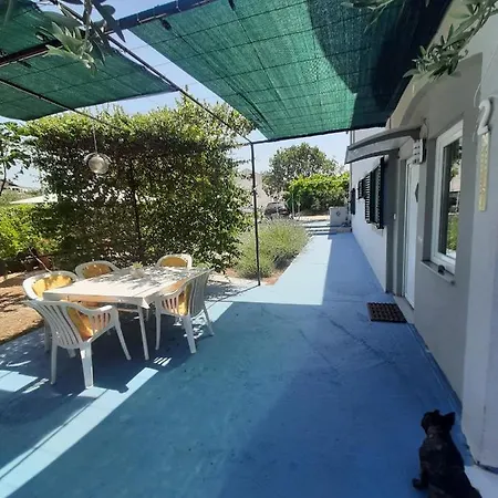 Apartament Borna