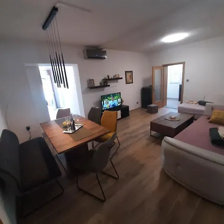 Apartmán Borna *